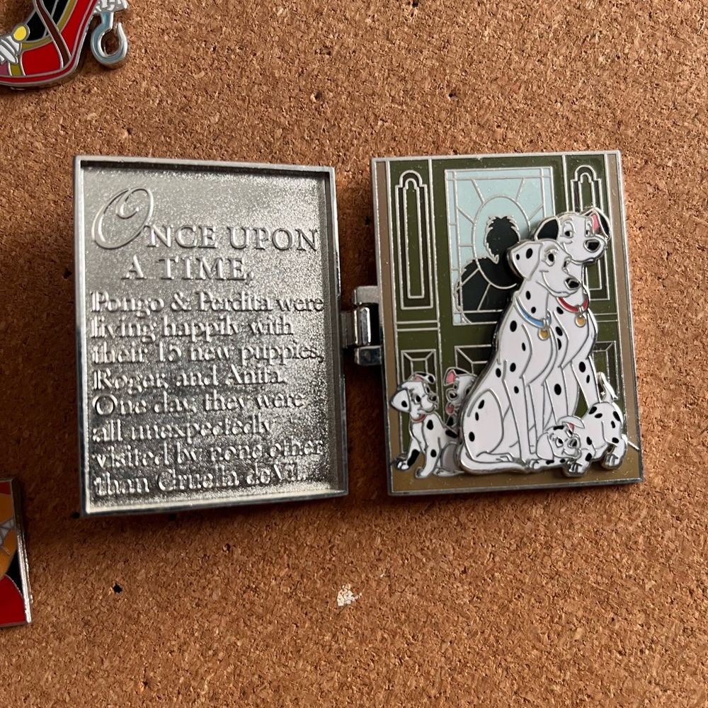 Disney 101 Dalmatians Enamel Pin